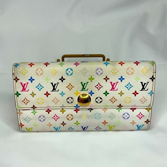 Louis Vuitton Sarah Leather Wallet - Picture 2 of 15